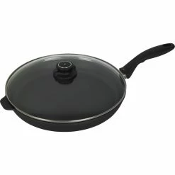 Best Sale 🎉 Swiss Diamond XD Nonstick 8 In. Fry Pan With Lid 😍