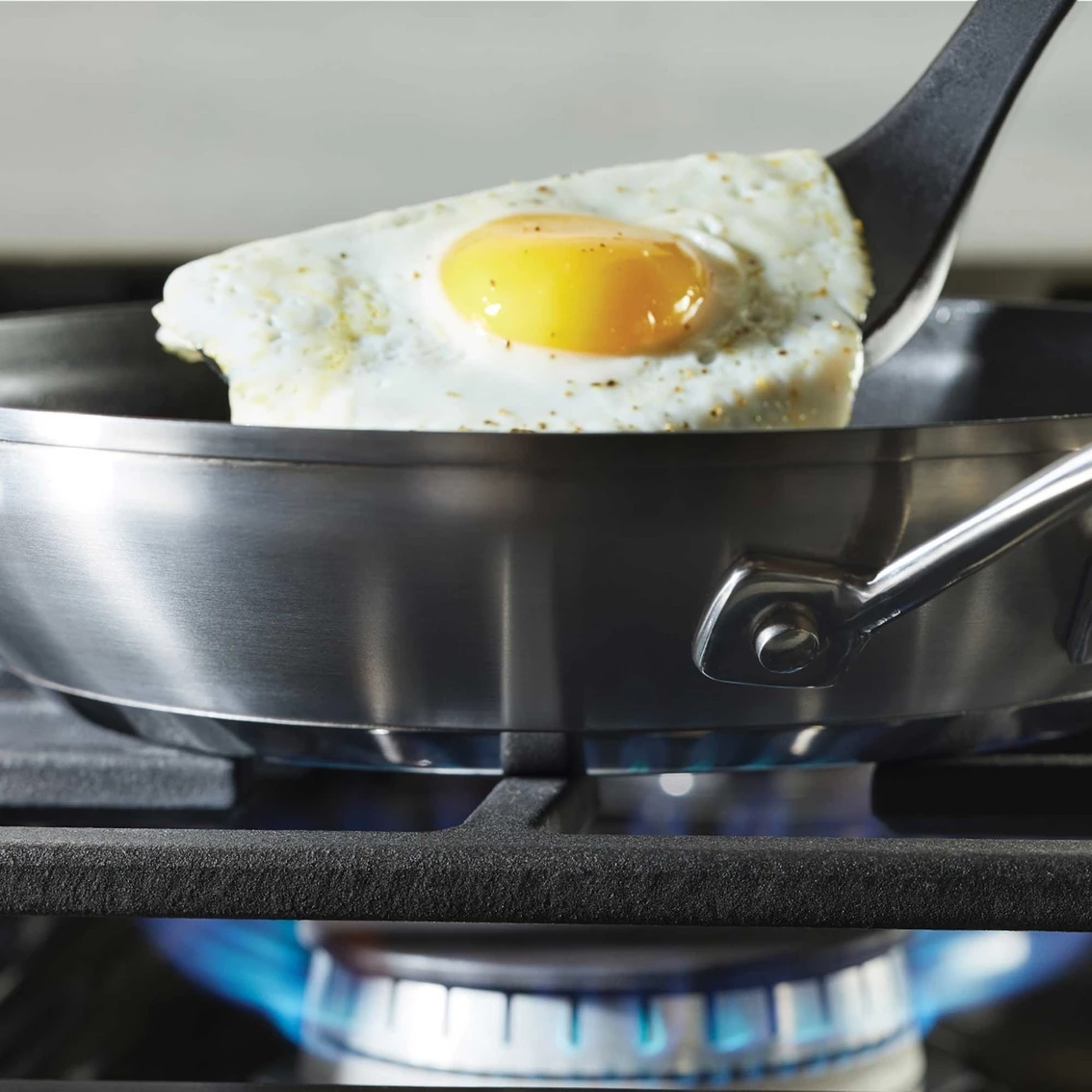 Flash Sale 🌟 KitchenAid Kitchen Aid 9.5 In. Nonstick Frying Pan 🤩 - Image 6